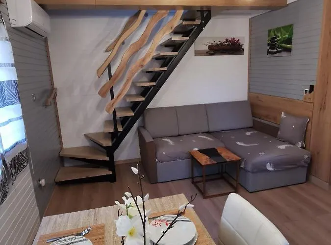 Cosy Retreat Catez דירה